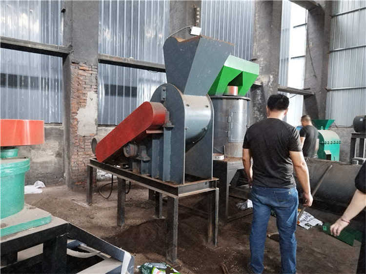 寄料試機客戶使用雙級粉碎機效果,比較滿意