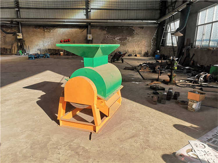 尿素粉碎機對于肥料硬塊處理設備,水溶肥顆粒的打粉