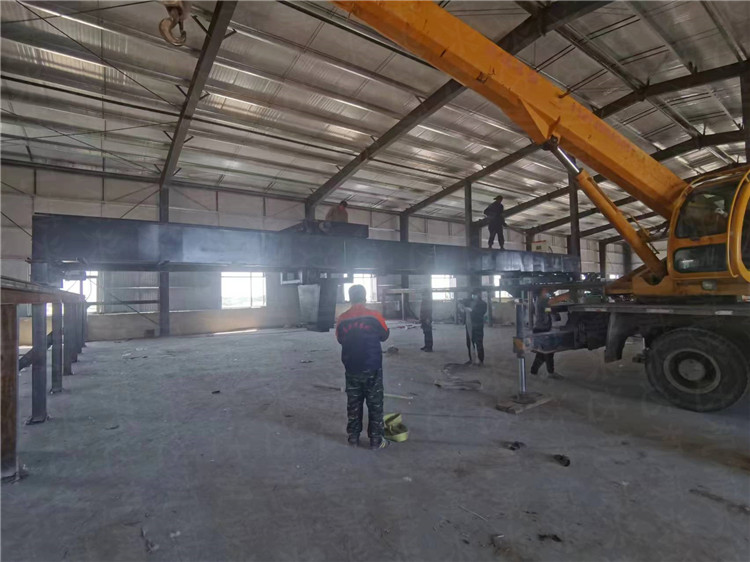 可實(shí)現(xiàn)大跨度高深度好氧堆肥有機(jī)肥設(shè)備,輪盤(pán)翻拋機(jī),牛糞無(wú)死角翻堆機(jī)