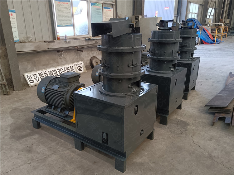 生物質顆粒制粒機,有機肥豬糞柱狀肥料設備,免烘干平模擠壓造粒機