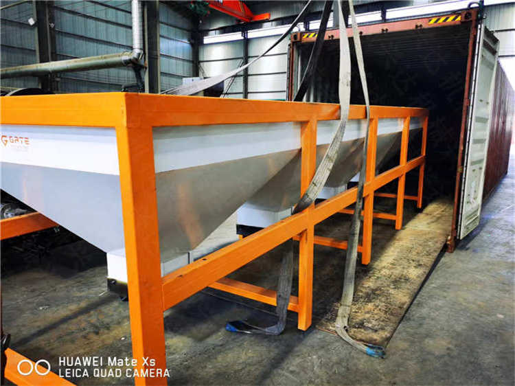 連續(xù)給料五倉配料機,有機肥多功能原料儲料機,生產(chǎn)線配套設(shè)備